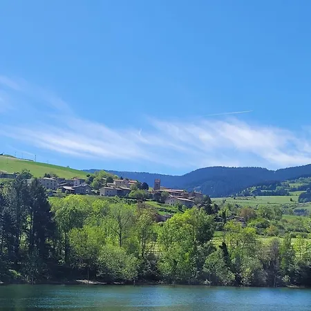 Hébergement de vacances De La Source Doizieux
